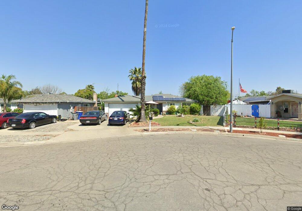 5871 E Saginaw Way, Fresno, CA 93727 - photo 1