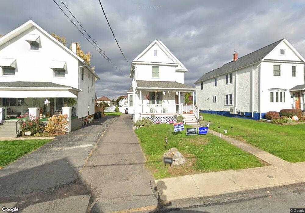 623 E Warren St, Dunmore, PA 18512 - photo 1