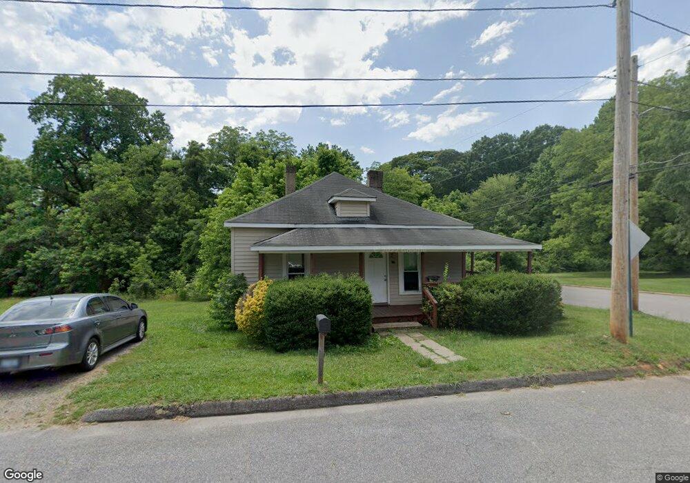 529 Sylvia St, Statesville, NC 28677 - photo 1