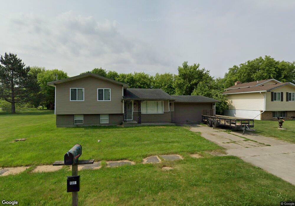 1318 E Princeton Ave, Flint, MI 48505 - photo 1