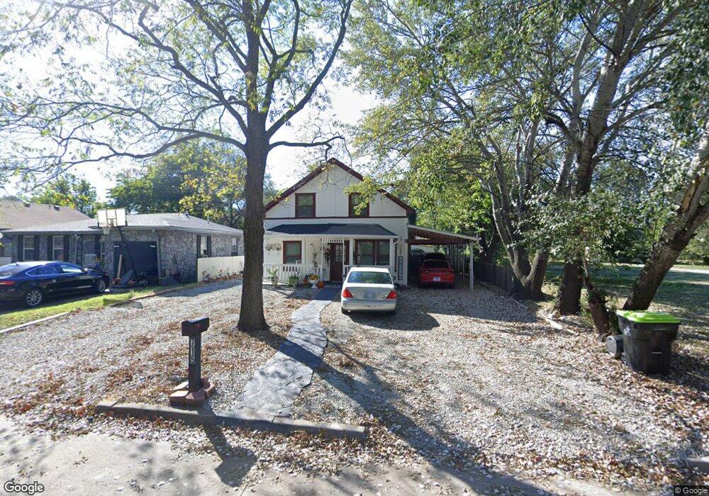 715 W 19th St, Ada, OK 74820 - photo 1