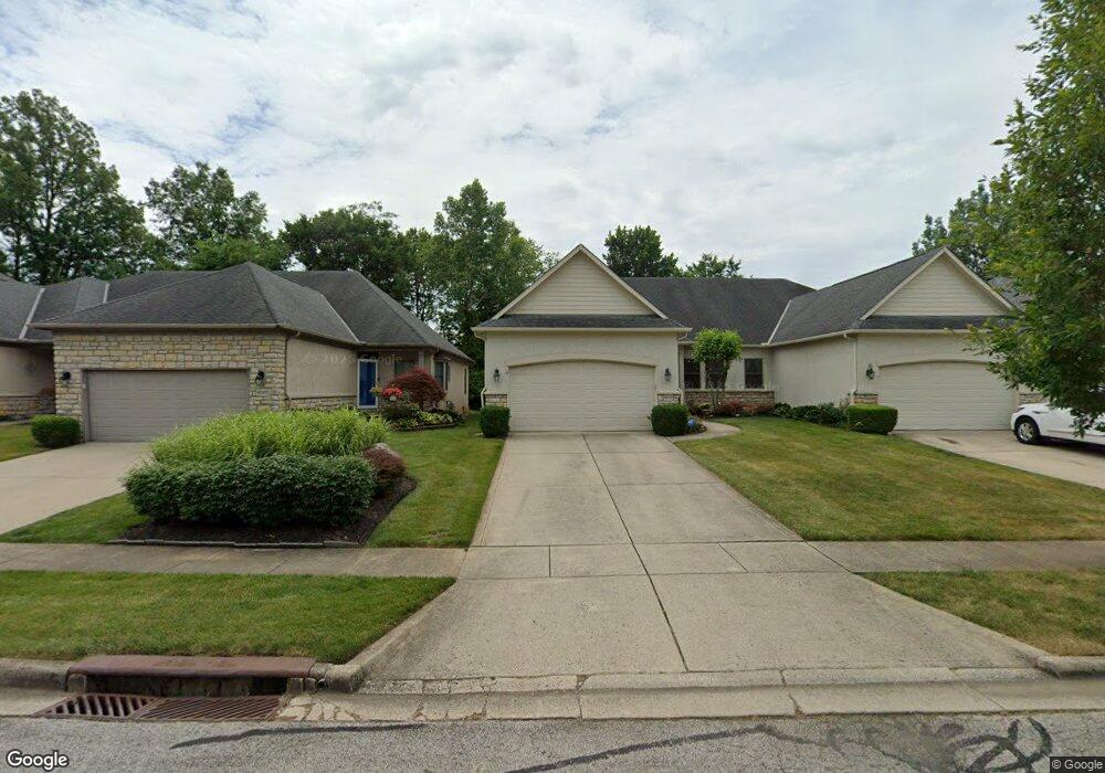 6045 McNaughten Grove Ln, Columbus, OH 43213 - photo 1