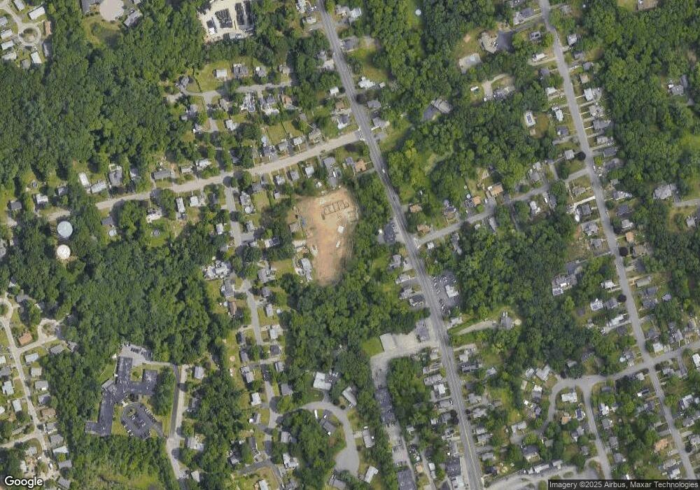 23 Dyer St unit 19, Rockland, MA 02370 - photo 1