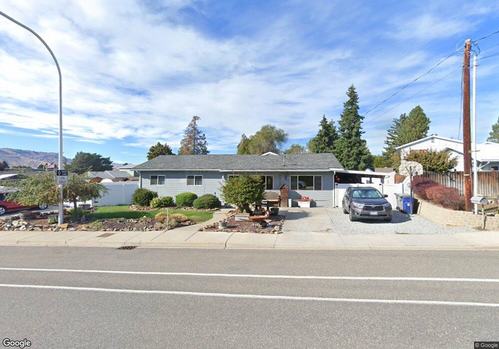 421 11th St NE, East Wenatchee, WA 98802 - photo 1