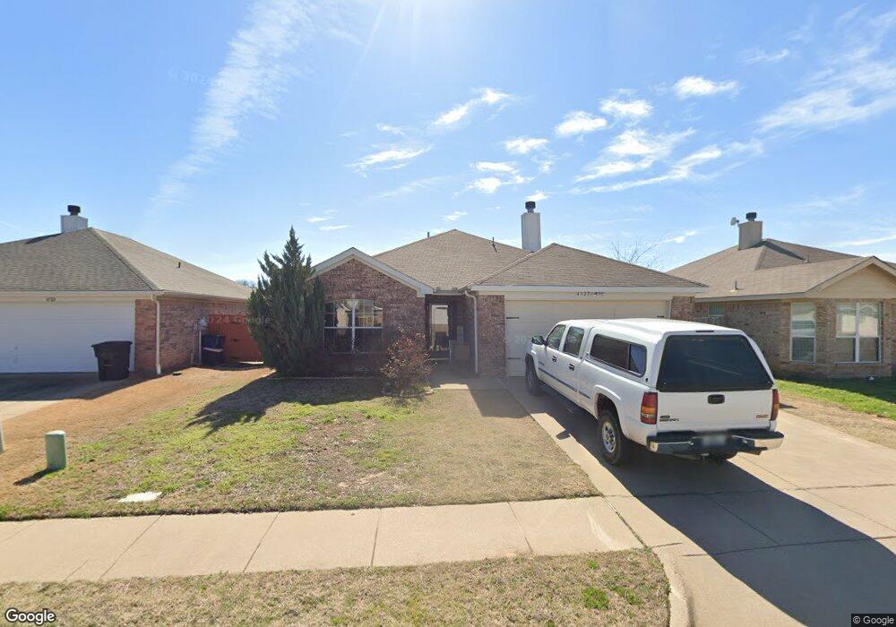 4727 Topaz Ln, Granbury, TX 76049 - photo 1