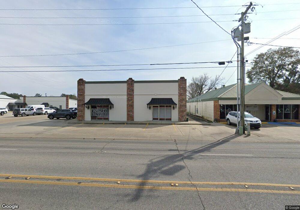 1205 Center St unit E, New Iberia, LA 70560 - photo 1