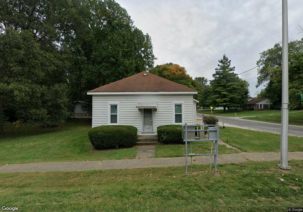 552 S Main St, Virginia, IL 62691 - photo 1