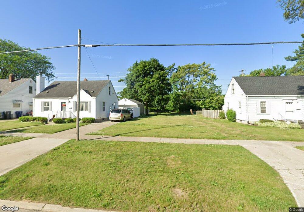 4422 Red Arrow Rd, Flint, MI 48507 - photo 1