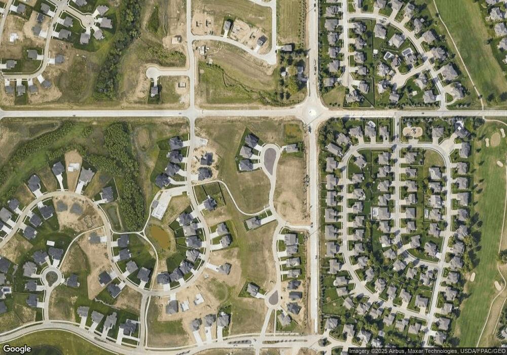 10010 S 180th Avenue Cir, Omaha, NE 68136 - photo 1