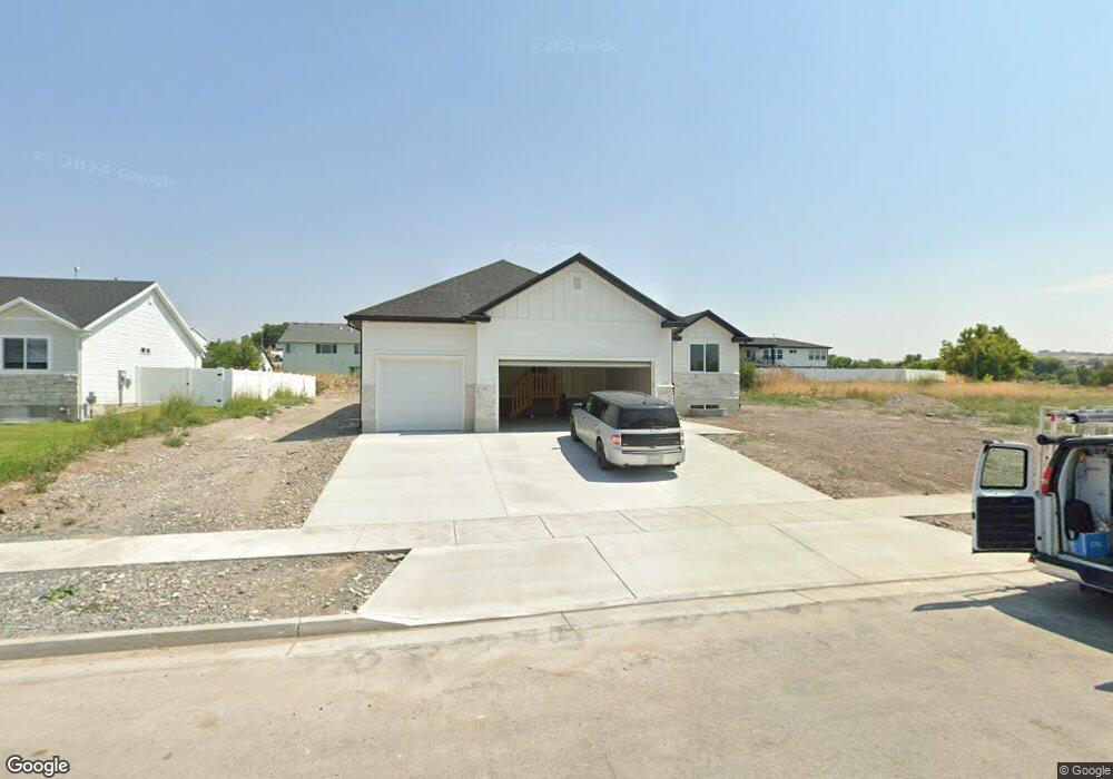 179 S 650 W unit 11, Hyrum, UT 84319 - photo 1