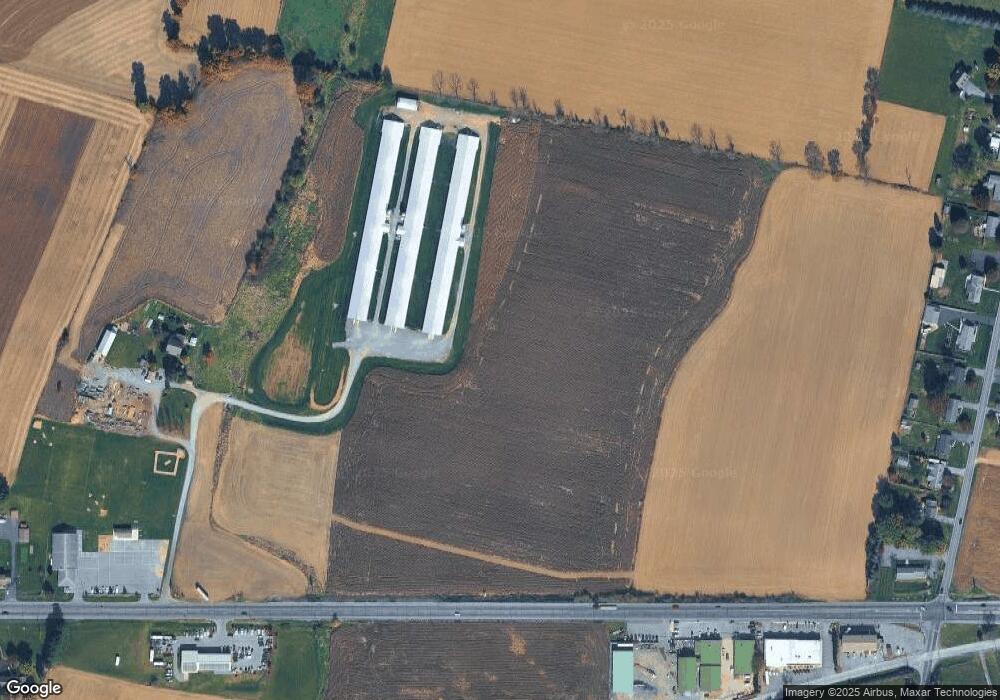 749 E Lincoln Ave, Myerstown, PA 17067 - photo 1