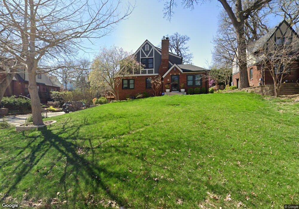 1510 41st Place, Des Moines, IA 50311 - photo 1