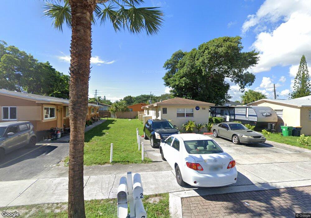 711 SW 9th St unit 1-2-3, Dania, FL 33004 - photo 1