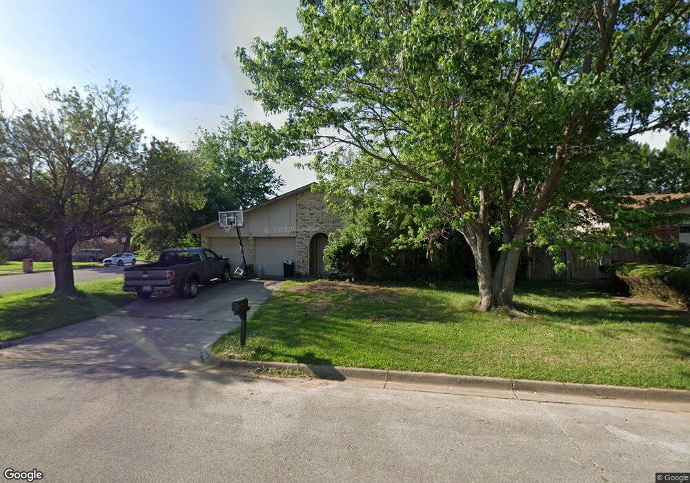 8424 Brookview Dr, North Richland Hills, TX 76182 - photo 1