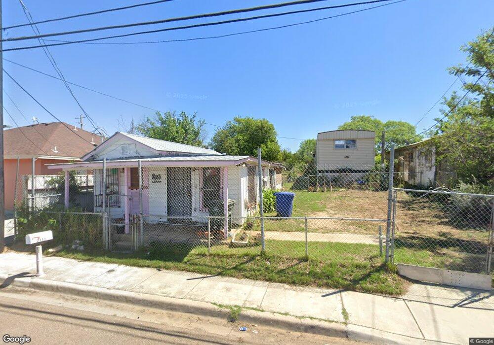 2111 Marcella Ave, Laredo, TX 78040 - photo 1