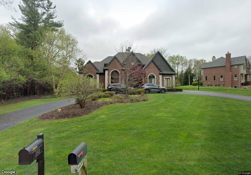 3414 Greentree Rd, Bloomfield Hills, MI 48304 - photo 1