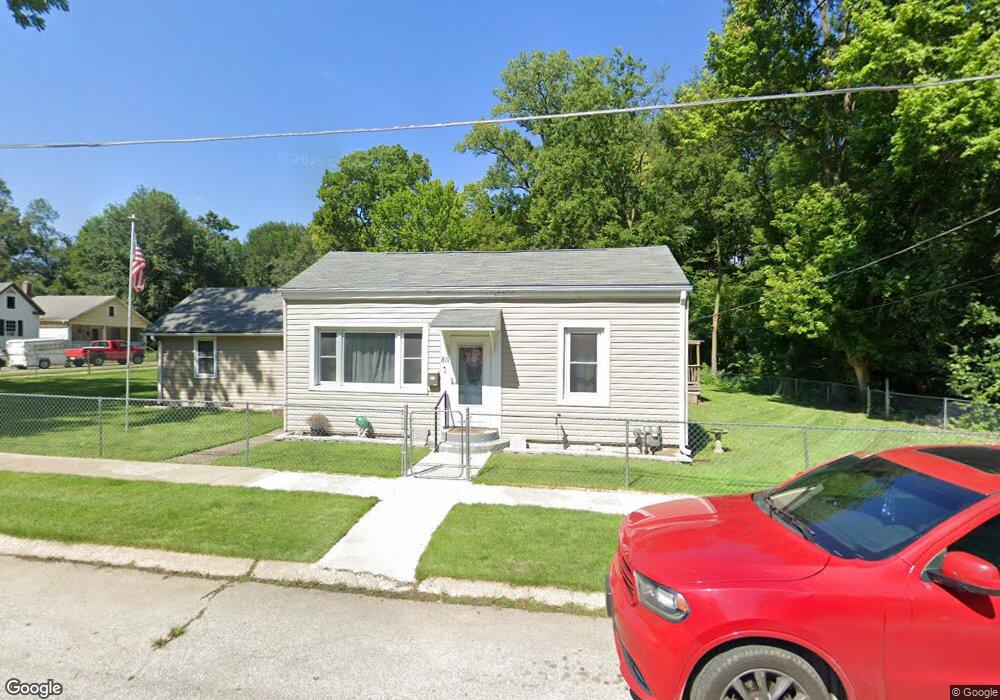 807 Walnut, Hannibal, MO 63401 - photo 1