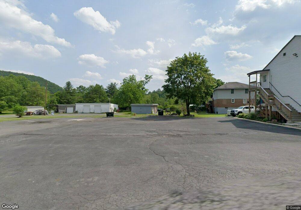 2 E Adamsdale Rd, Schuylkill Haven, PA 17972 - photo 1