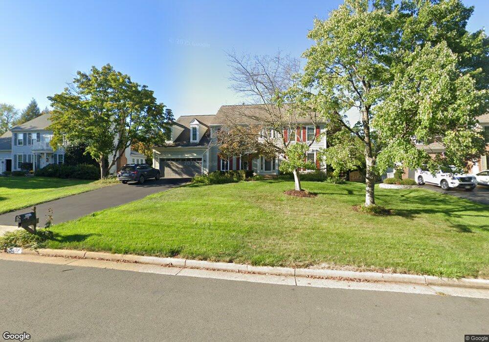 15432 Martins Hundred Dr, Centreville, VA 20120 - photo 1