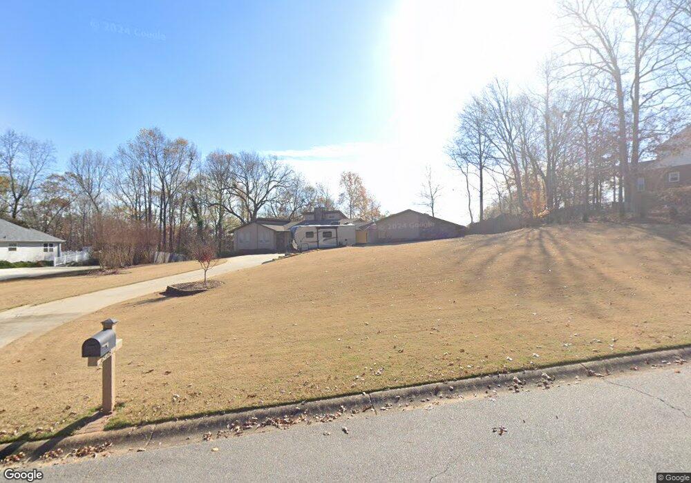 2928 Rivercrest Dr, Gainesville, GA 30507 - photo 1