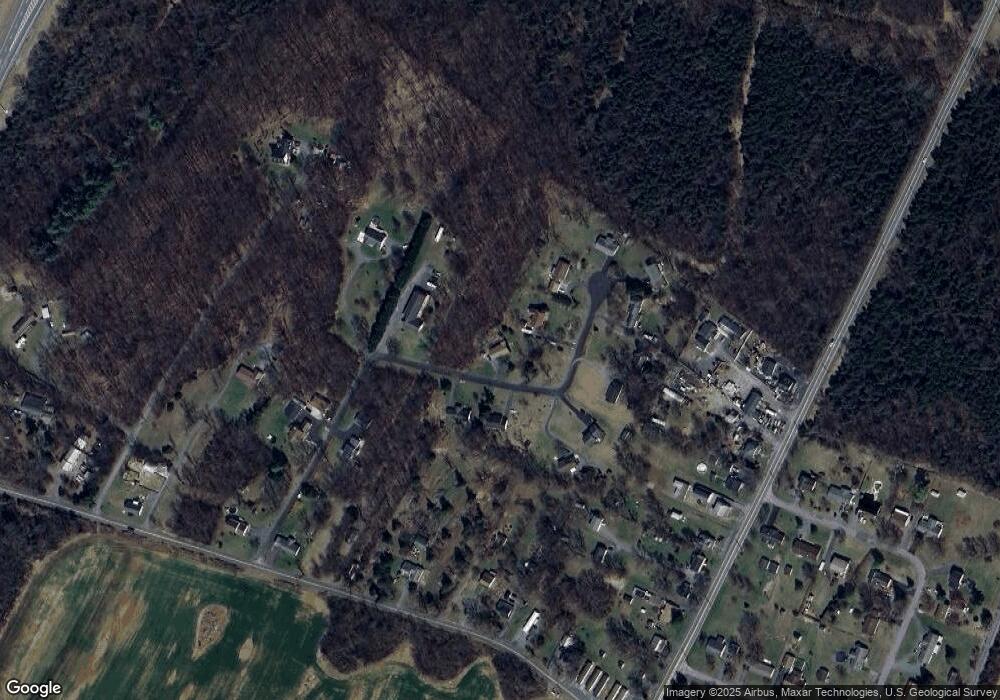 205 Chenoweth Dr, Bunker Hill, WV 25413 - photo 1