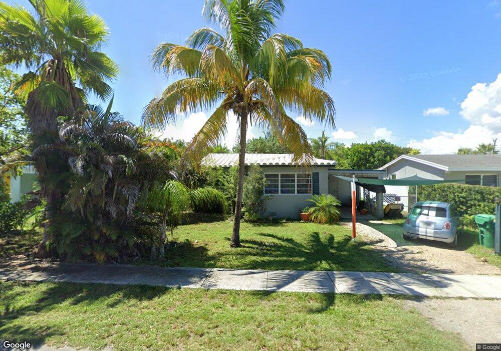255 SW 9th St, Dania, FL 33004 - photo 1