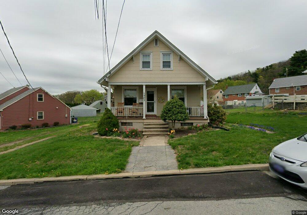 1905 King St, Reading, PA 19605 - photo 1