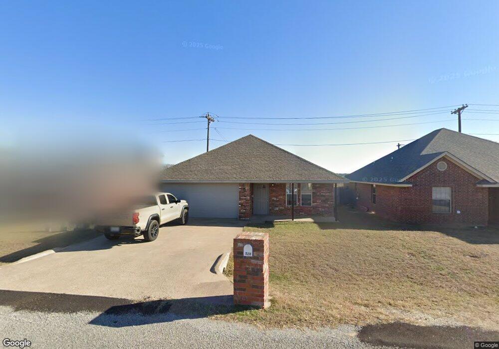 720 Rambling Ct, Granbury, TX 76049 - photo 1