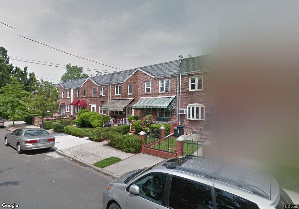 7537 167th St, Fresh Meadows, NY 11366 - photo 1