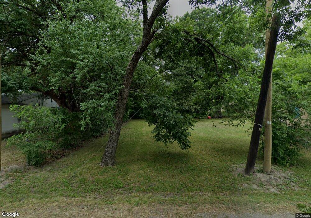 1103 Oak St, Bonham, TX 75418 - photo 1