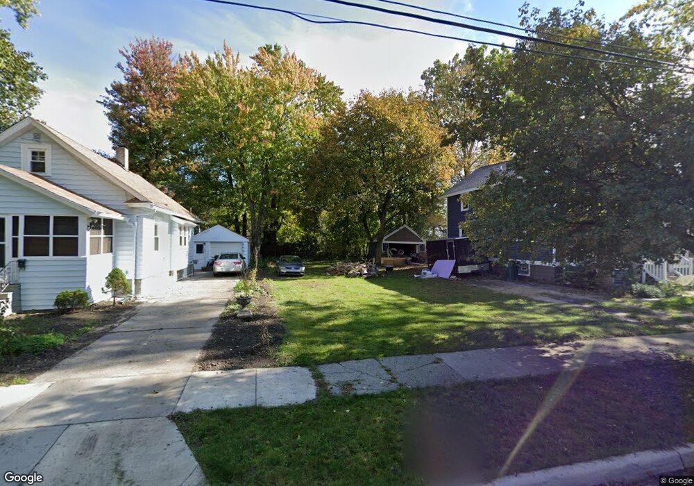 1817 S Rundle Ave, Lansing, MI 48910 - photo 1