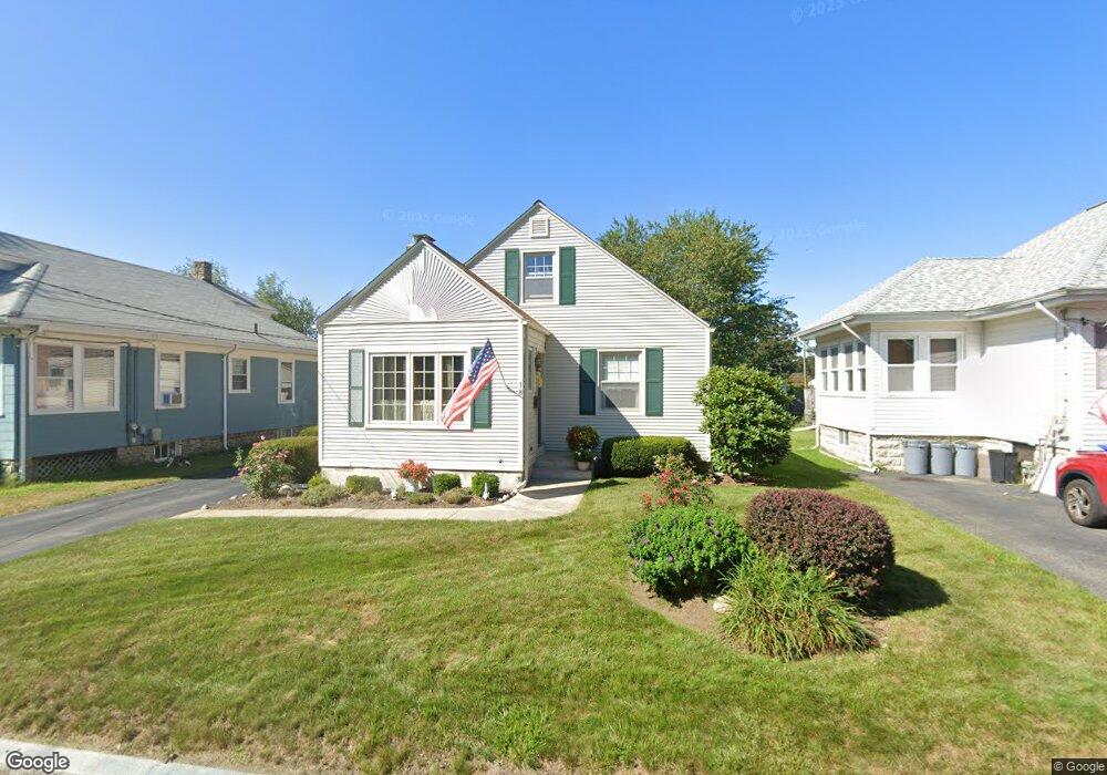 18 Thurston St, Riverside, RI 02915 - photo 1