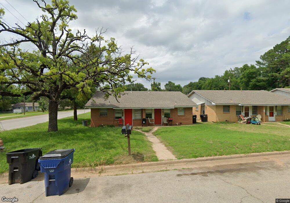 831 W Monterey St unit B, Denison, TX 75020 - photo 1