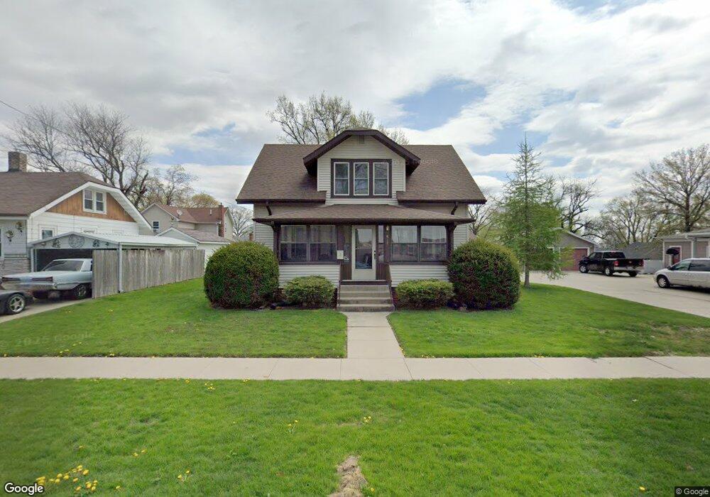 518 E 5th St N, Newton, IA 50208 - photo 1