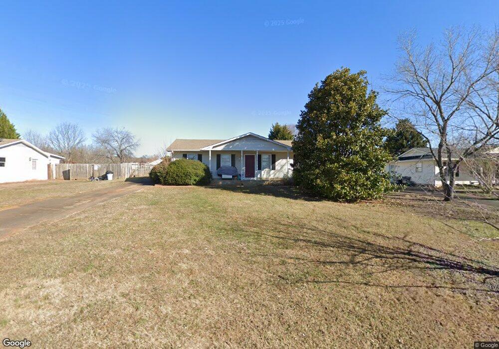 112 Strawberry Dr, Inman, SC 29349 - photo 1