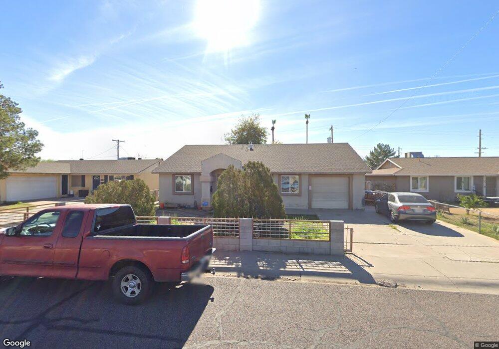 3831 W Seldon Ln, Phoenix, AZ 85051 - photo 1