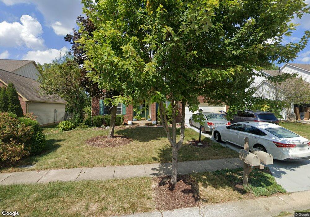 10551 Greenway Dr, Fishers, IN 46037 - photo 1