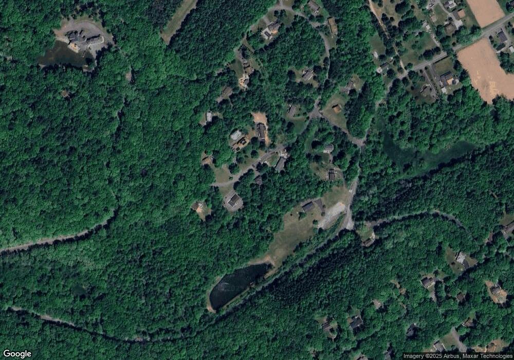 292 Bear Medicine Cir, Effort, PA 18330 - photo 1