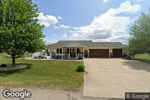 607 E Lyon St, Minneota, MN 56264