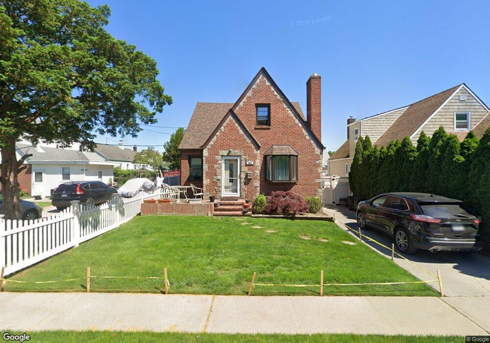 260 William St, West Hempstead, NY 11552 - photo 1