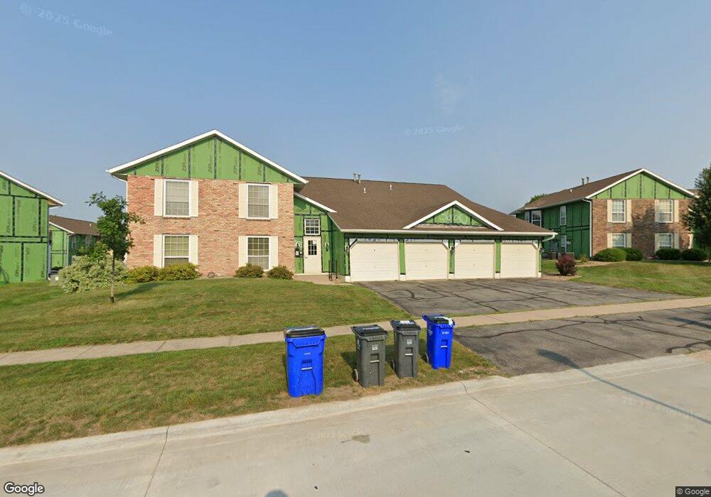 3620 Foxborough Terrace NE, Cedar Rapids, IA 52402 - photo 1