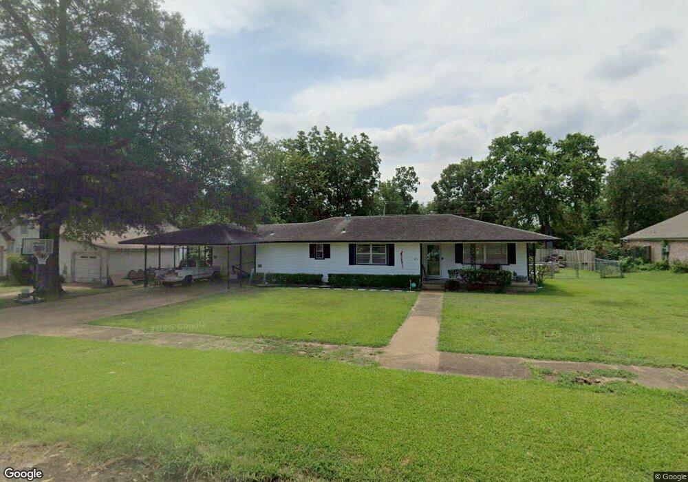 406 E Bluff St, Hugo, OK 74743 - photo 1