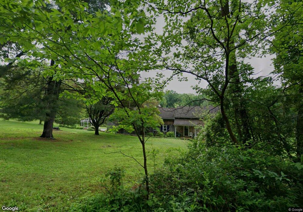 7467 Corning Rd, Zionsville, PA 18092 - photo 1