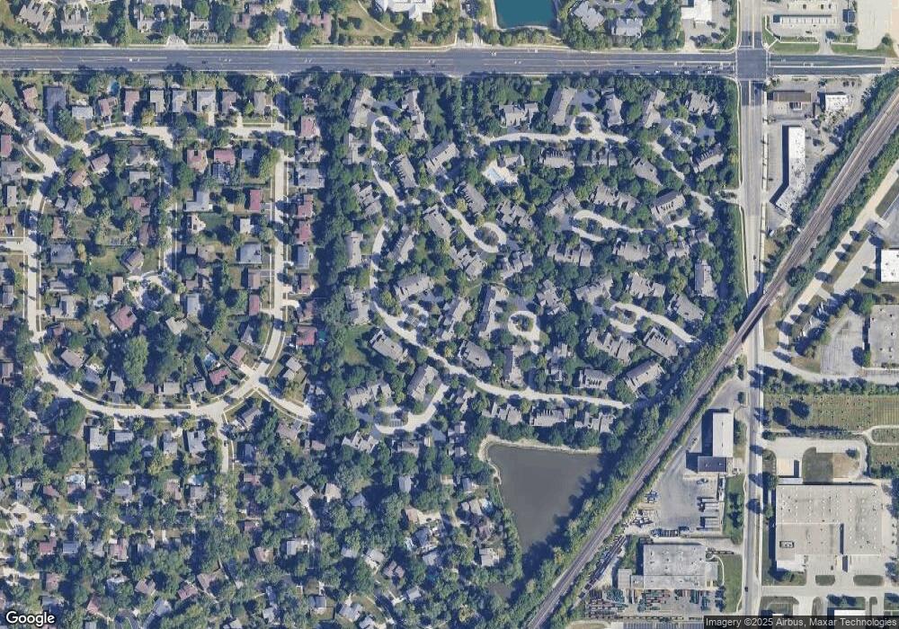 105 Wellesley Ct unit 42LI10, Glenview, IL 60026 - photo 1