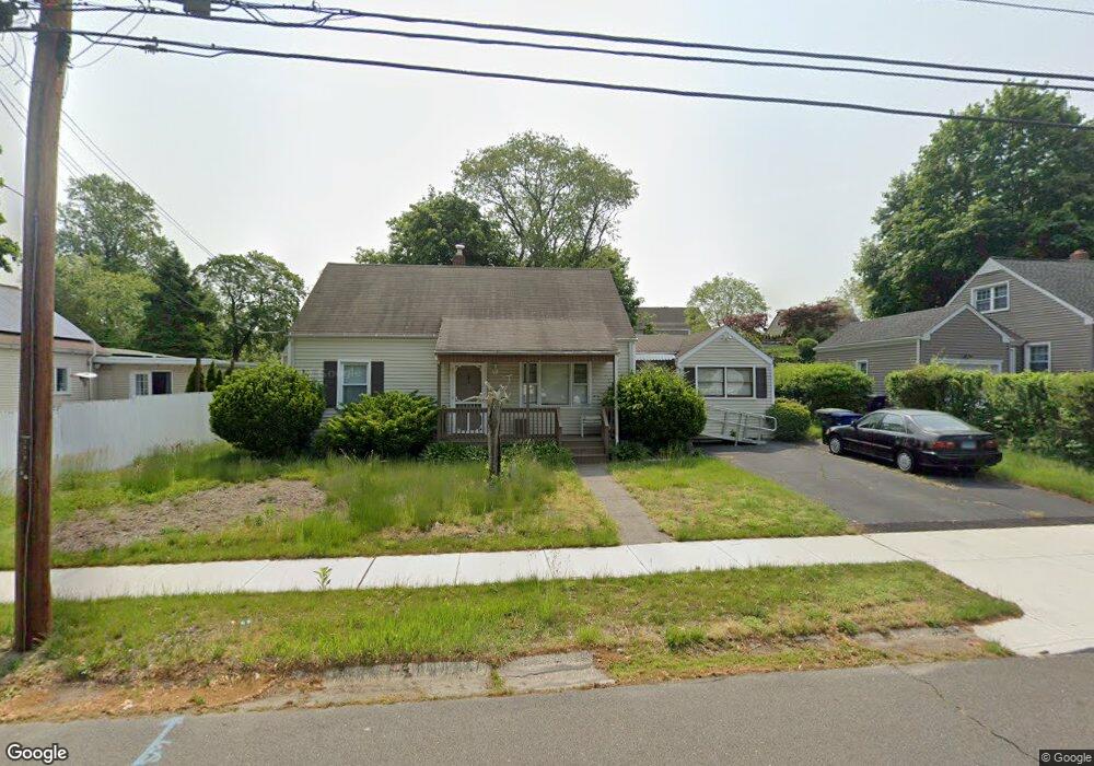 366 Hooker Rd, Bridgeport, CT 06610 - photo 1