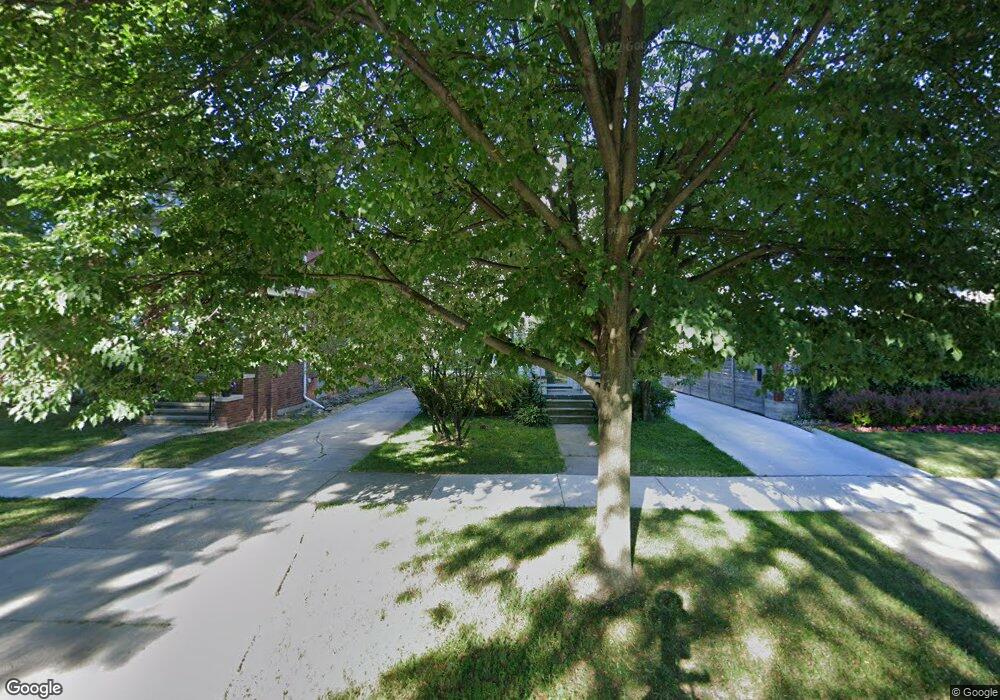 589 Saint Clair St, Grosse Pointe, MI 48230 - photo 1