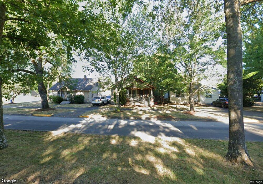 1480 Villard St, Eugene, OR 97403 - photo 1