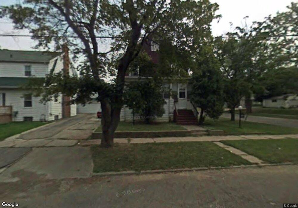 900 Kennelworth Ave, Flint, MI 48503 - photo 1