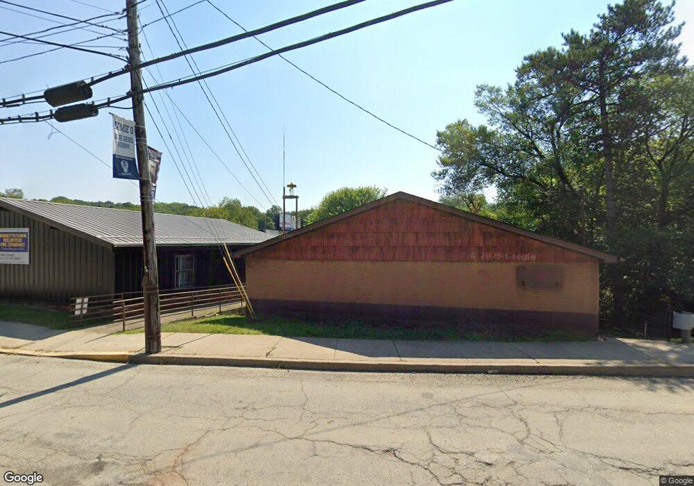 121 Valley St, Burgettstown, PA 15021 - photo 1