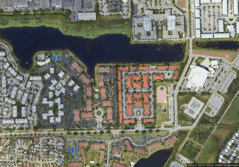 632 SW 107th Ave, Pembroke Pines, FL 33025 - photo 1